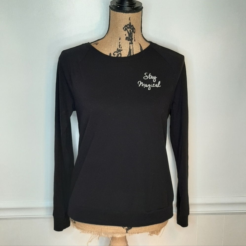 🖤✨ Stay Magical Glitter Tee · SO · Size Small